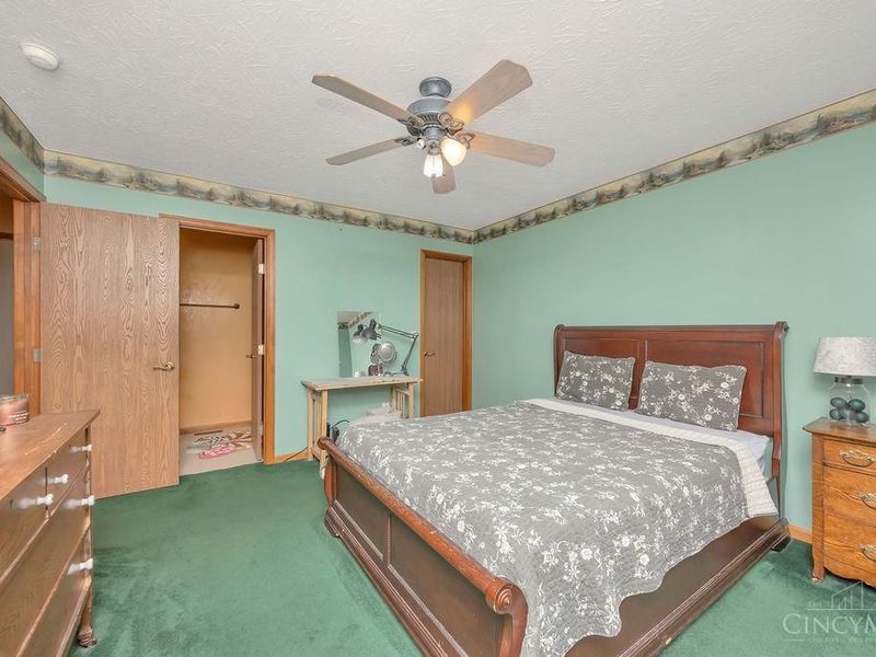7030 Beagle Court, Hamilton, OH 45011 Photo 19
