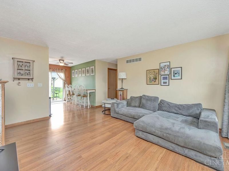 7030 Beagle Court, Hamilton, OH 45011 Photo 4