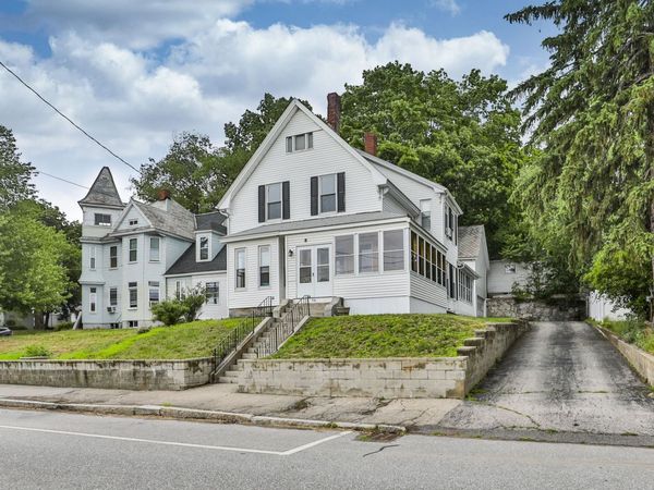 516 Lake Avenue, Manchester, NH 03103
