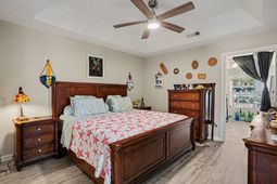 213 Lynco Ln. photo 4