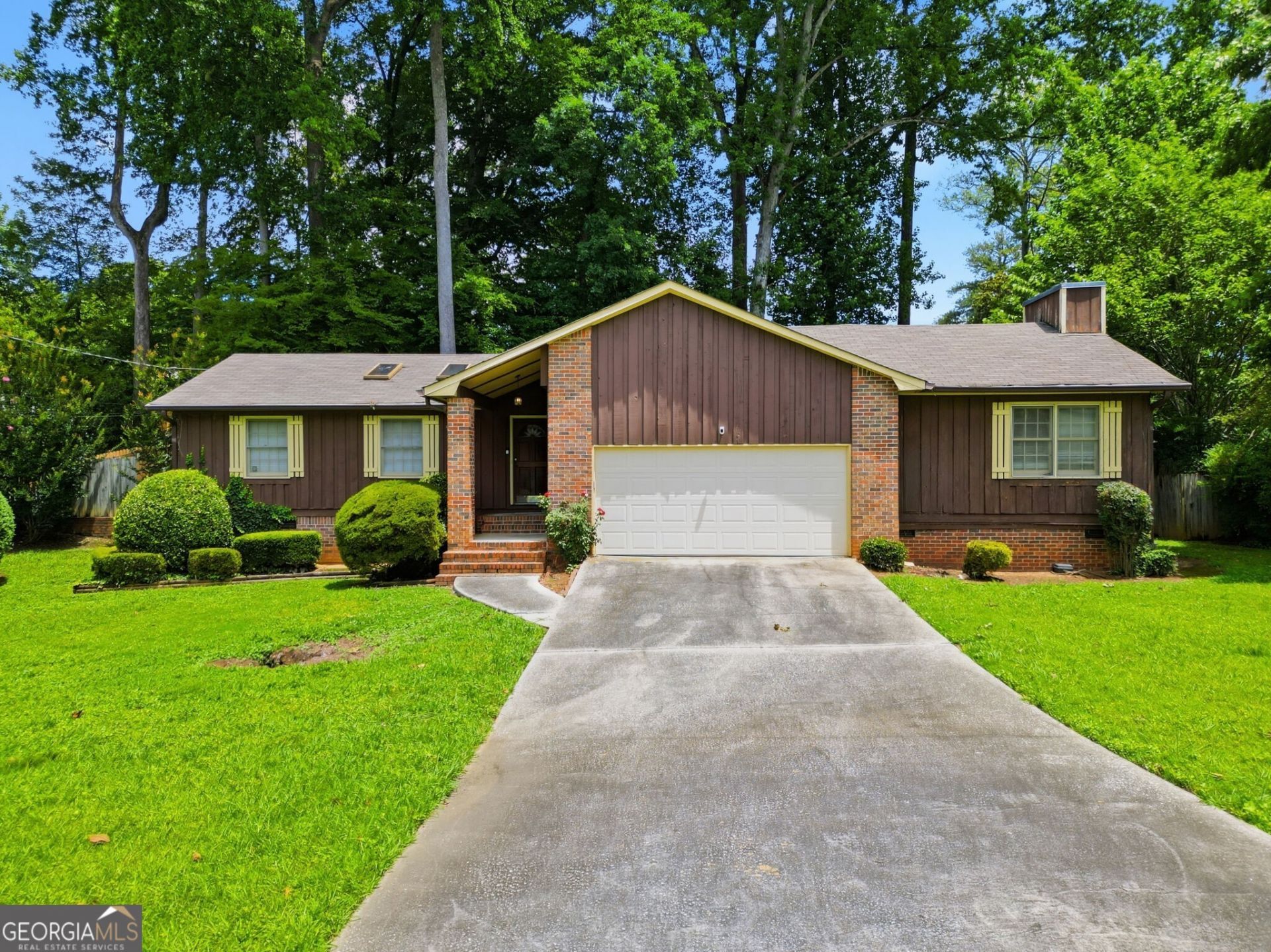 2604 Sunset Drive Ne, Atlanta, GA 30345 Main Photo