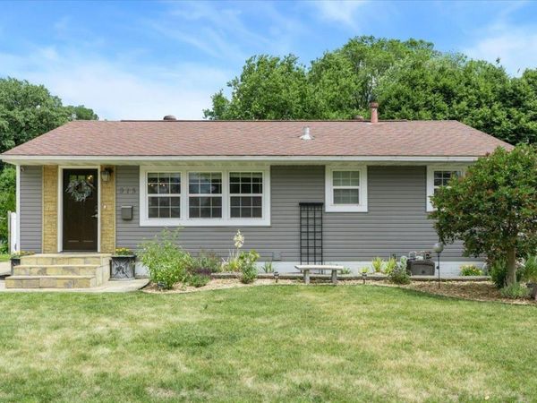 915 11 1/2 Street SW, Rochester, MN 55902