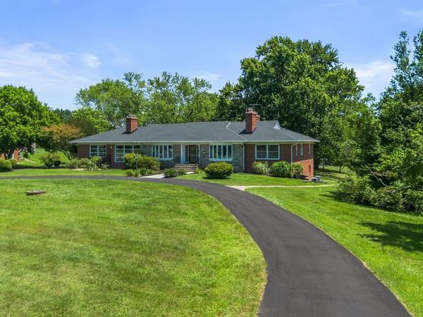 18015 MUNCASTER ROAD, ROCKVILLE, MD 20855