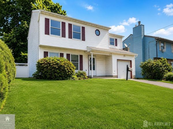 59 E New Street, Sewaren, NJ 07077