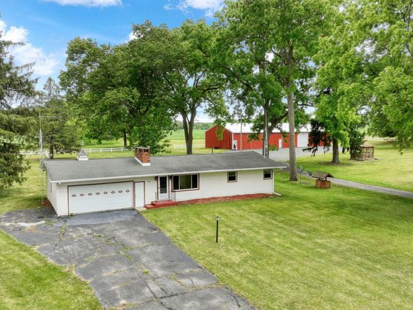 9801 Peterson Road, Brooklyn, MI 49230