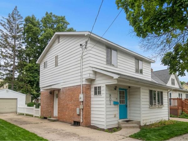 801 Merrill Avenue, Lansing, MI 48912