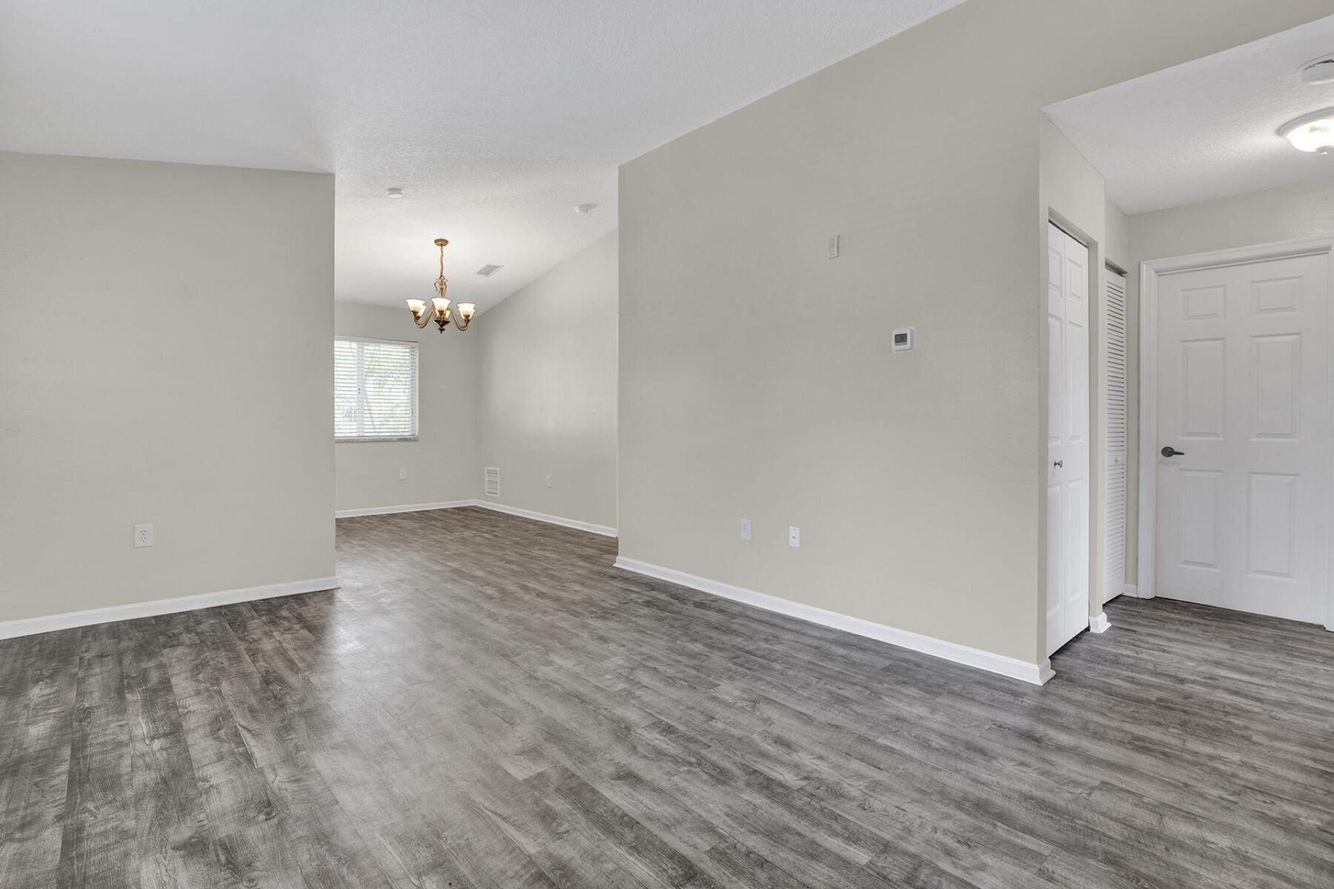 3790 N Jog Road, Unit 201, West Palm Beach, FL 33411 Photo
