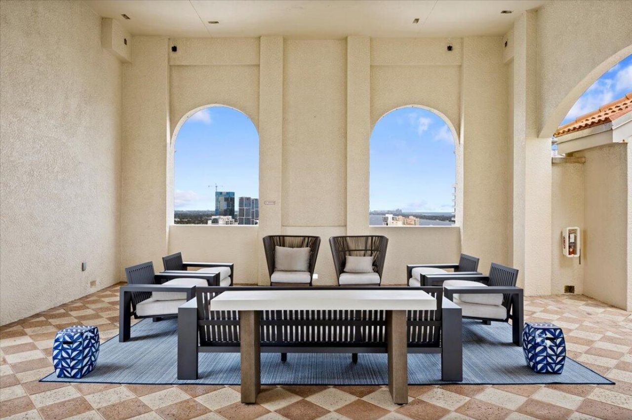 701 S Olive Avenue, Unit 303, West Palm Beach, FL 33401 Photo