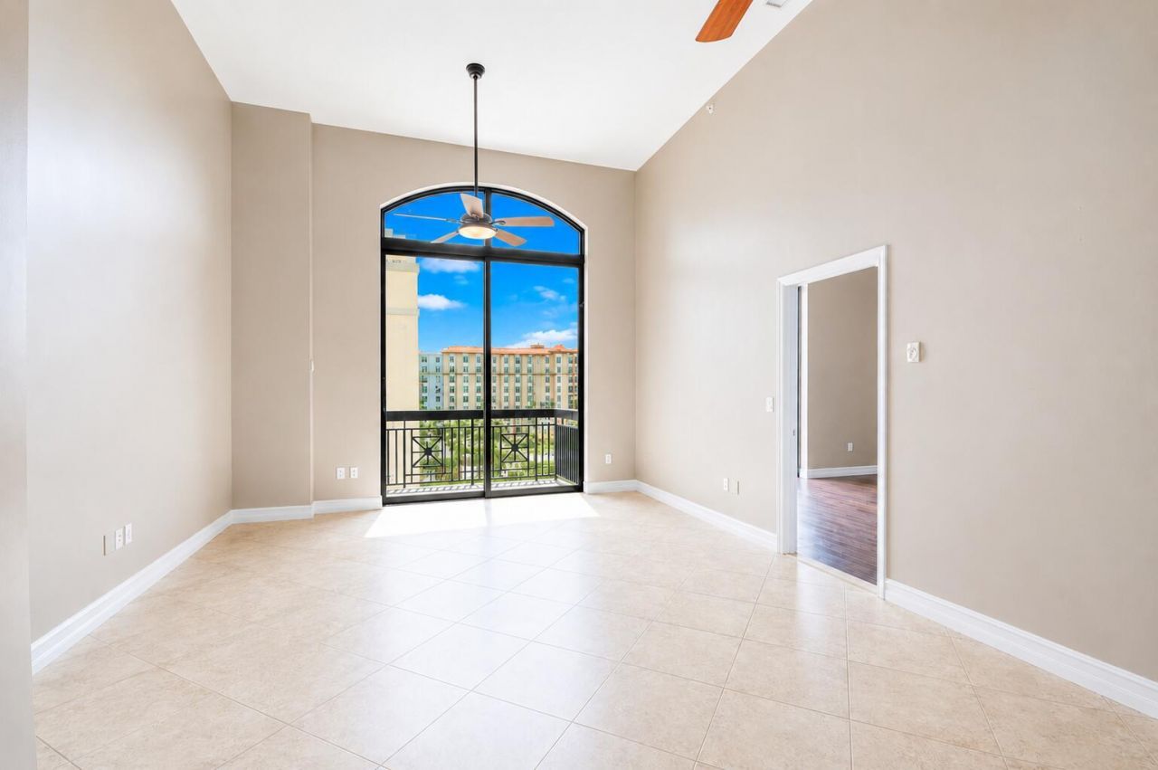 701 S Olive Avenue, Unit 303, West Palm Beach, FL 33401 Photo