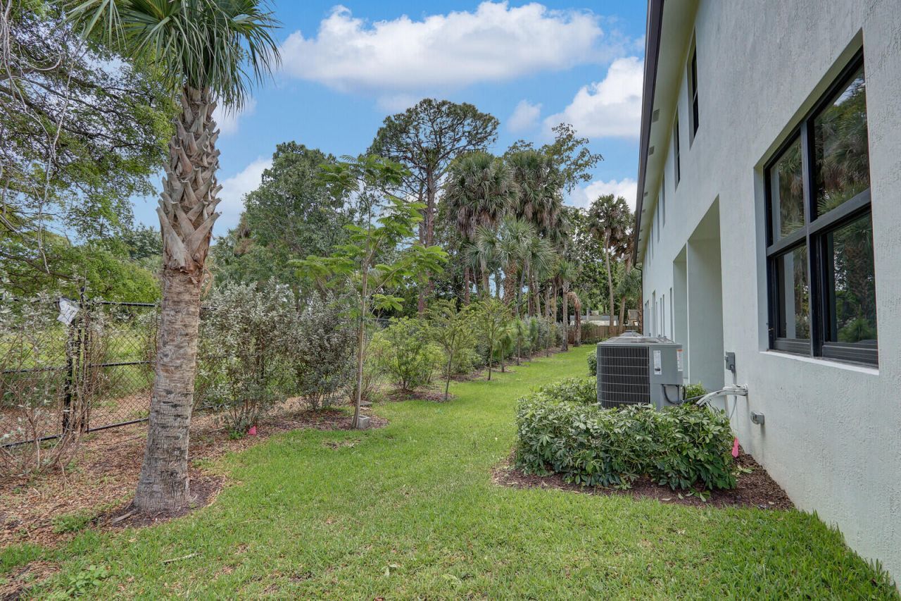 406 Bella Sol Way, West Palm Beach, FL 33406 Photo