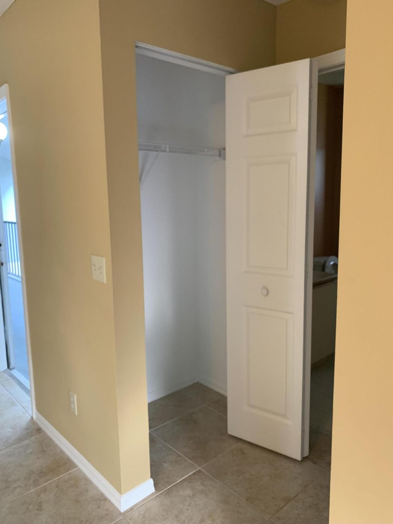 6553 SE Federal Highway, Unit 203, Stuart, FL 34997 Photo
