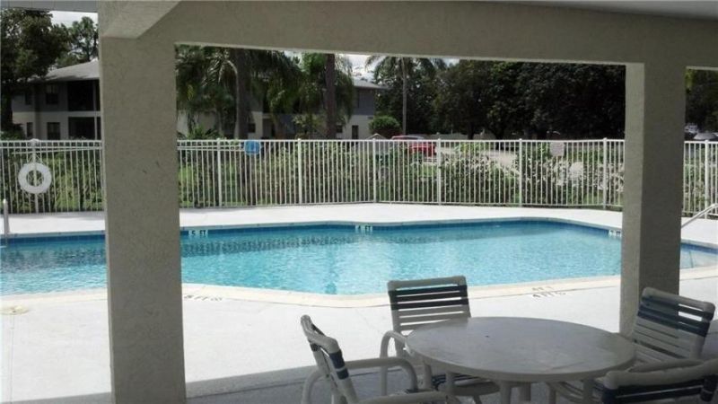 6553 SE Federal Highway, Unit 203, Stuart, FL 34997 Photo