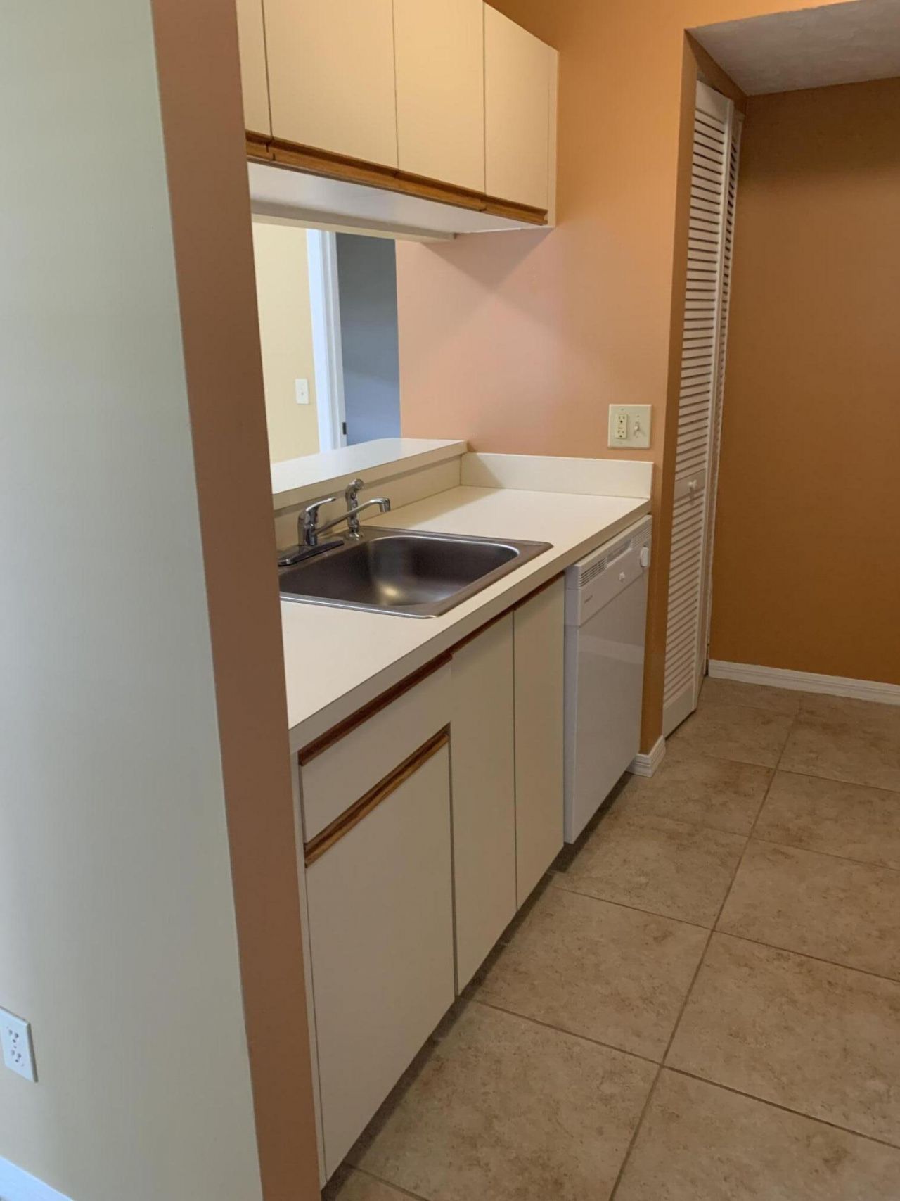 6553 SE Federal Highway, Unit 203, Stuart, FL 34997 Photo