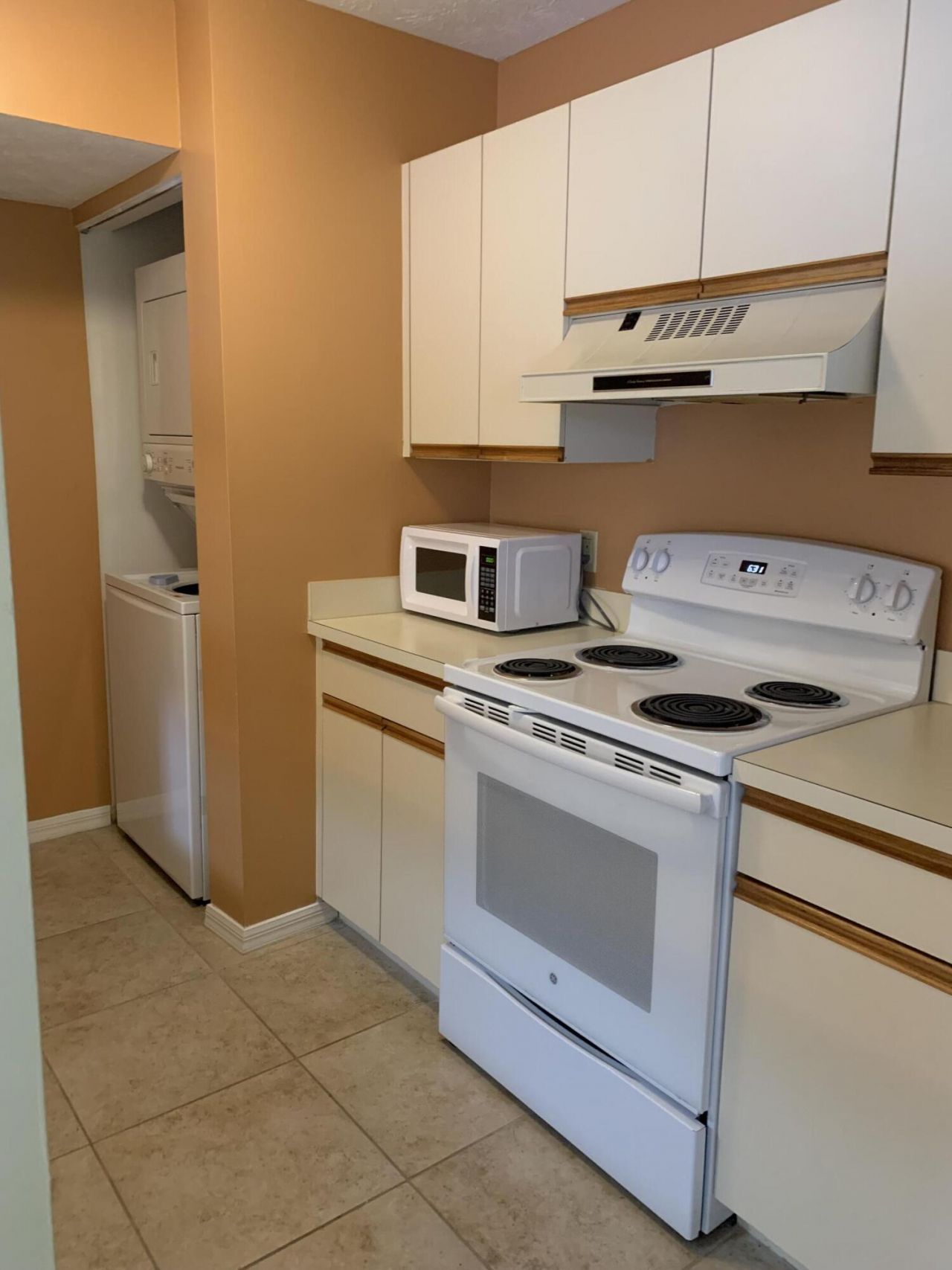 6553 SE Federal Highway, Unit 203, Stuart, FL 34997 Photo