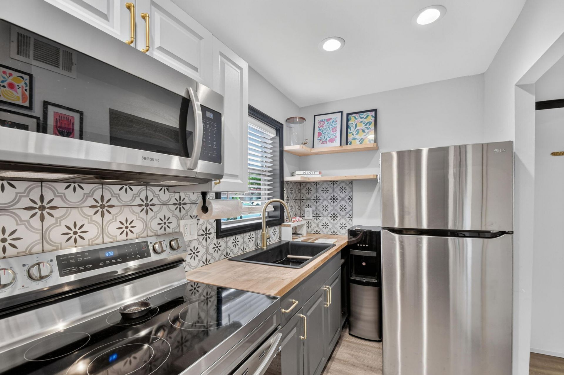 124 Lake Evelyn Drive, West Palm Beach, FL 33411 Photo