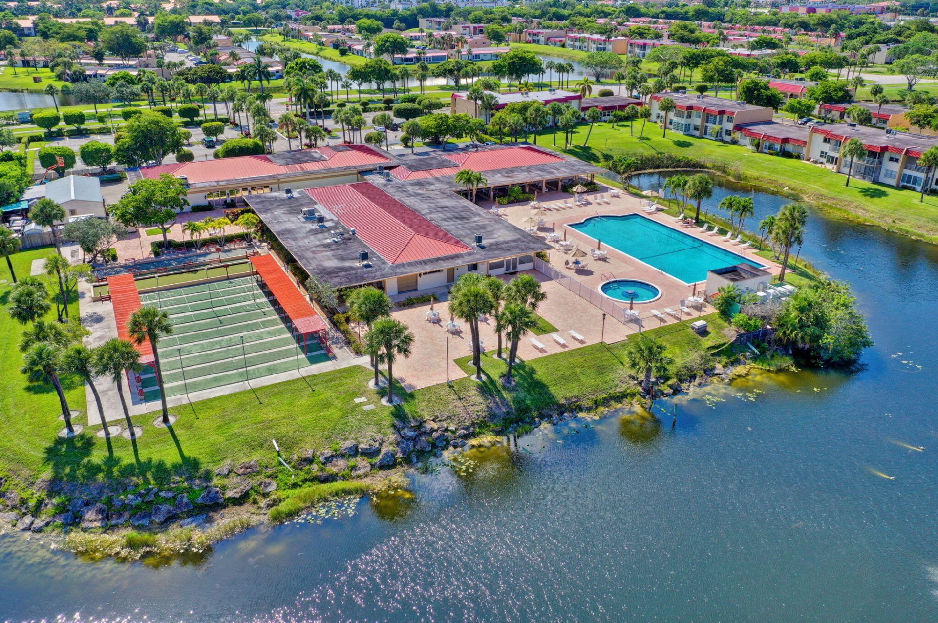 124 Lake Evelyn Drive, West Palm Beach, FL 33411 Photo