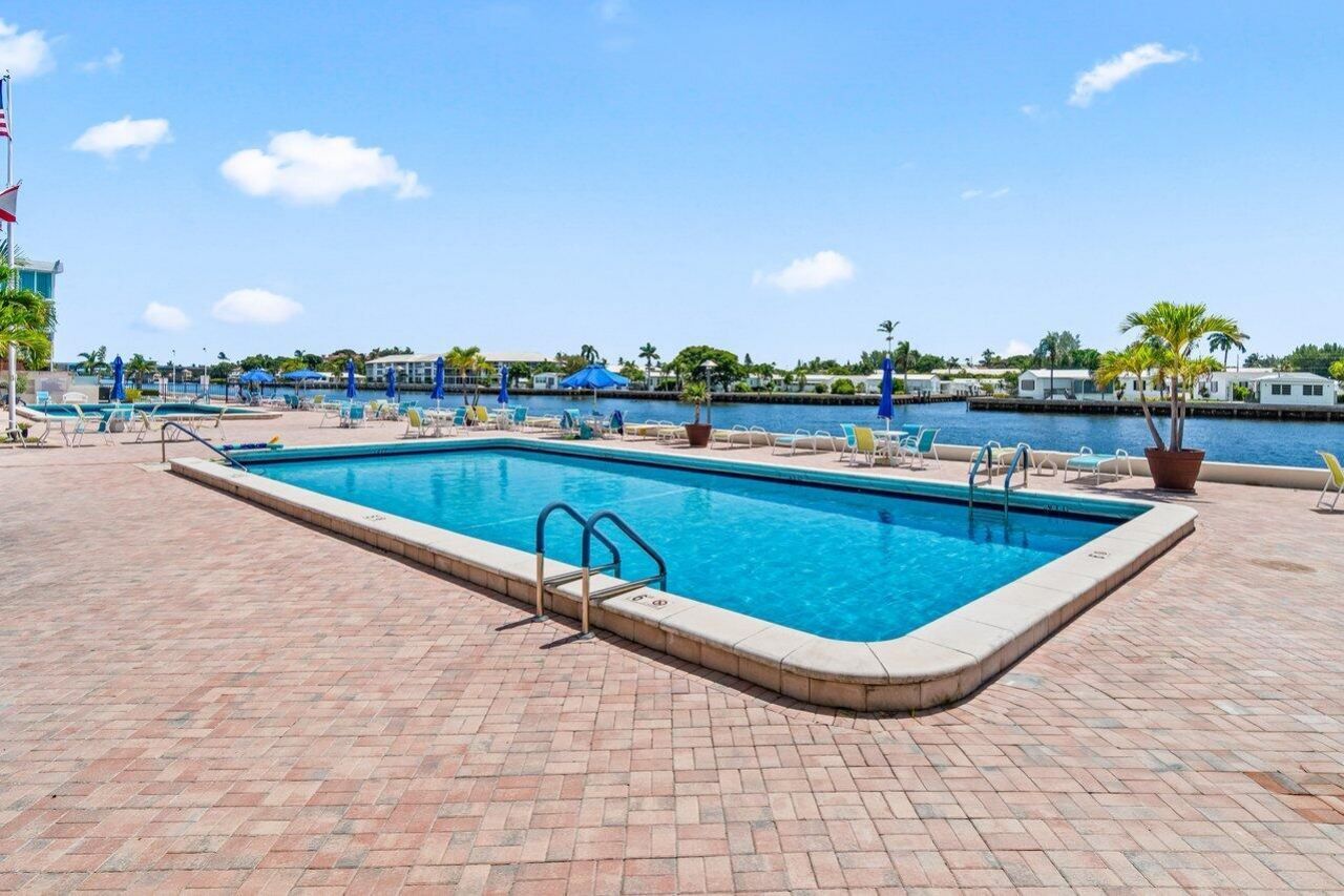 2016 S Federal Highway, Unit 105, Boynton Beach, FL 33435 Photo
