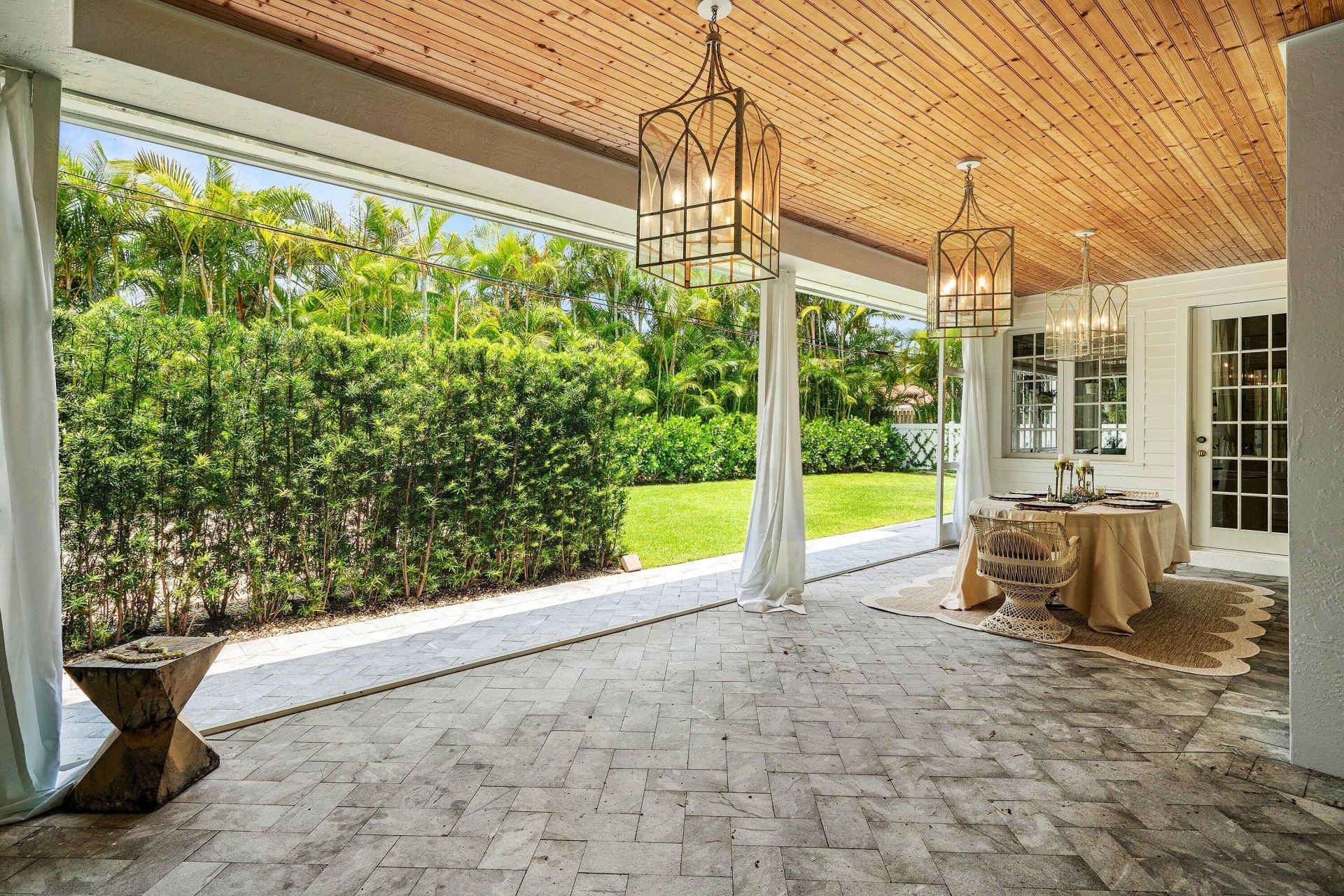 477 NE Spanish Court, Boca Raton, FL 33432 Photo