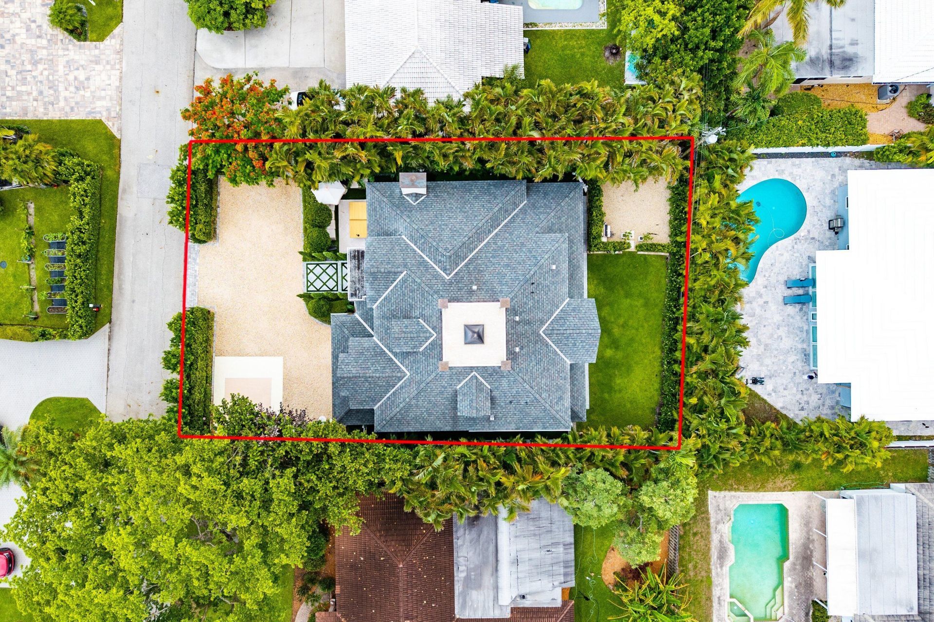 477 NE Spanish Court, Boca Raton, FL 33432 Photo