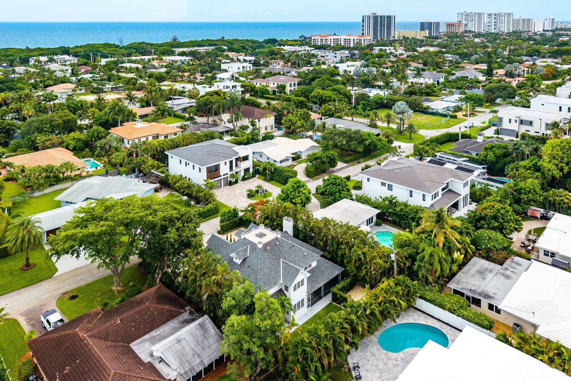 477 NE Spanish Court, Boca Raton, FL 33432 Photo
