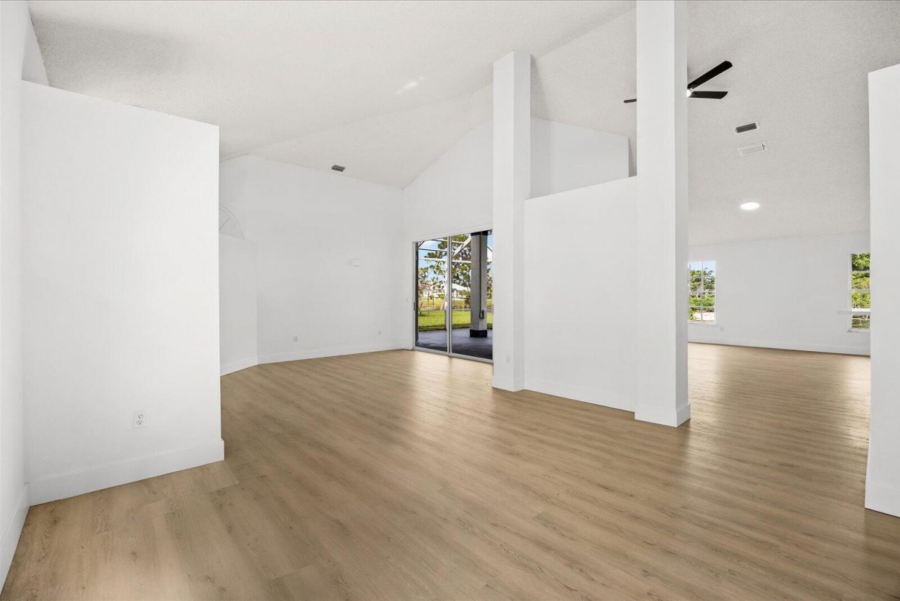 2635 SE Morningside Boulevard, Port Saint Lucie, FL 34952 Photo