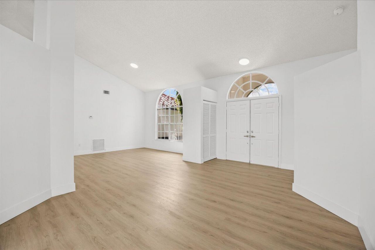 2635 SE Morningside Boulevard, Port Saint Lucie, FL 34952 Photo