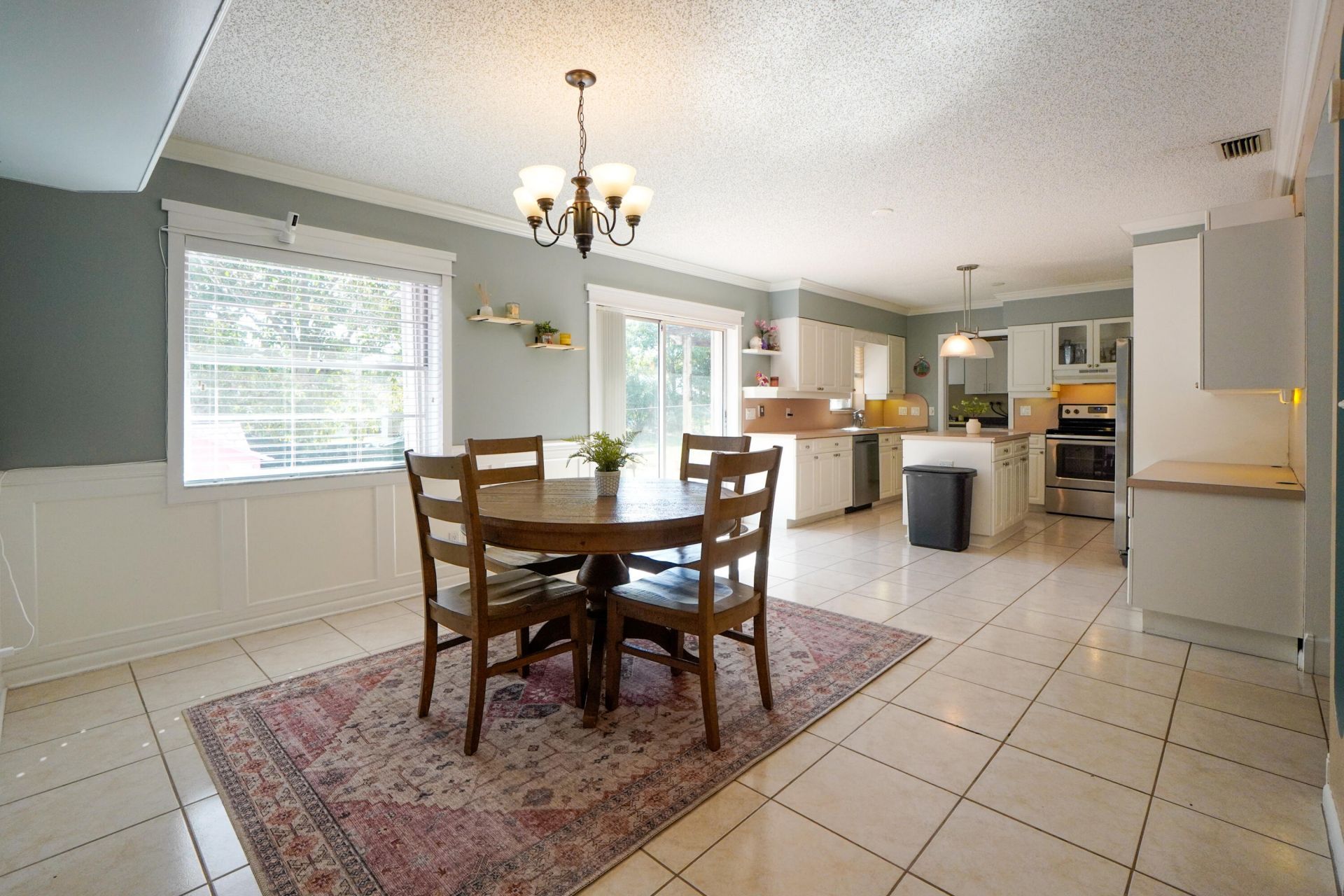 120 Swan Parkway W, Royal Palm Beach, FL 33411 Photo