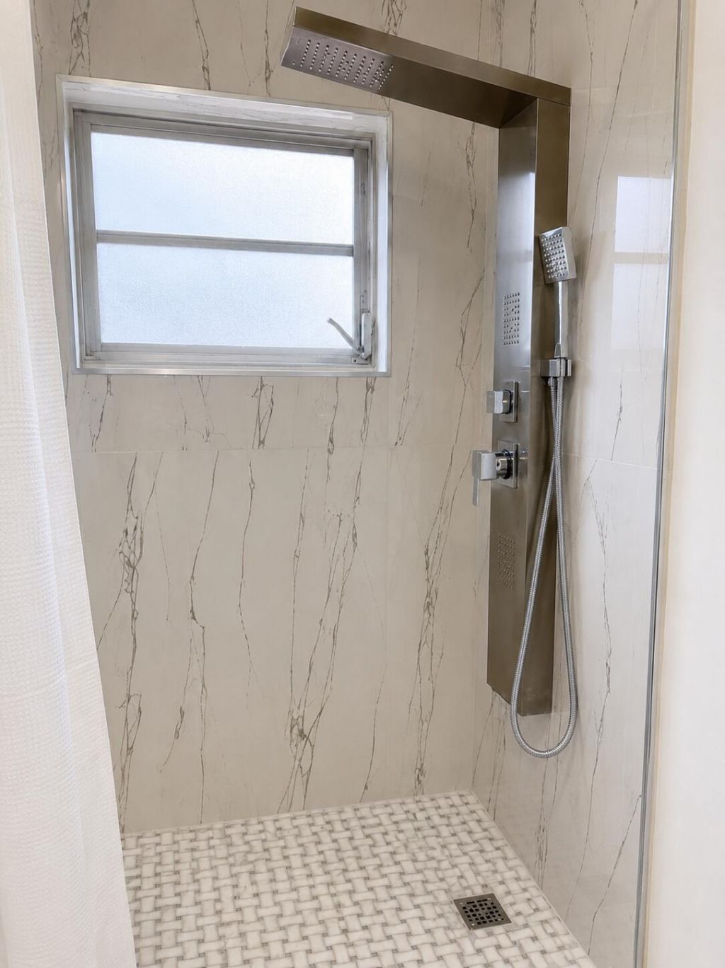 1450 Atlantic Shores Boulevard, Unit 212, Hallandale Beach, FL 33009 Photo
