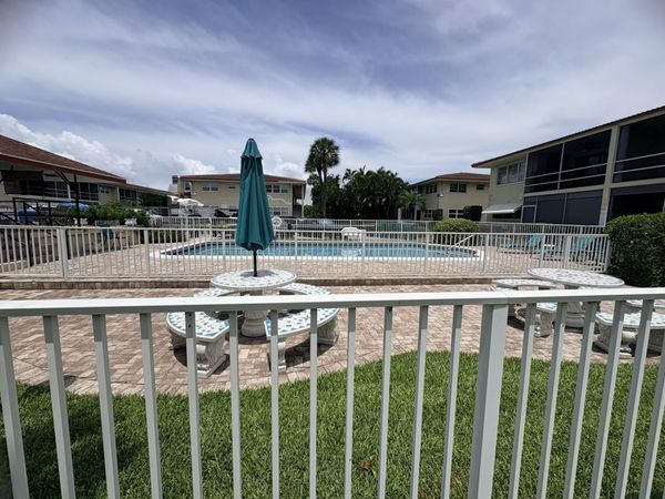 2202 NE 36th Street, Unit 17, Lighthouse Point, FL 33064