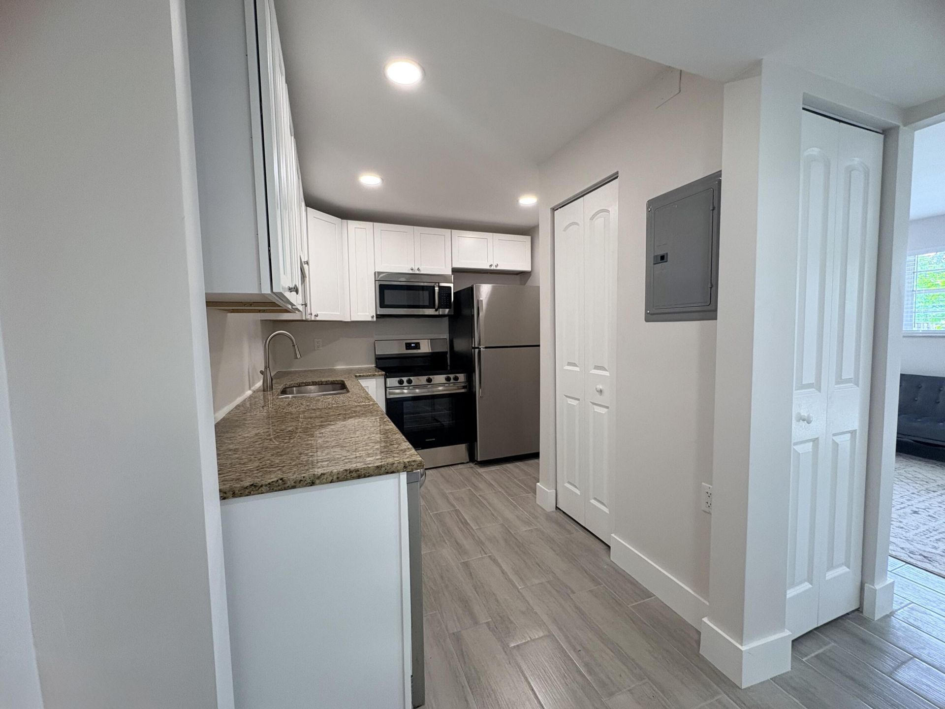 2202 NE 36th Street, Unit 17, Lighthouse Point, FL 33064 Photo