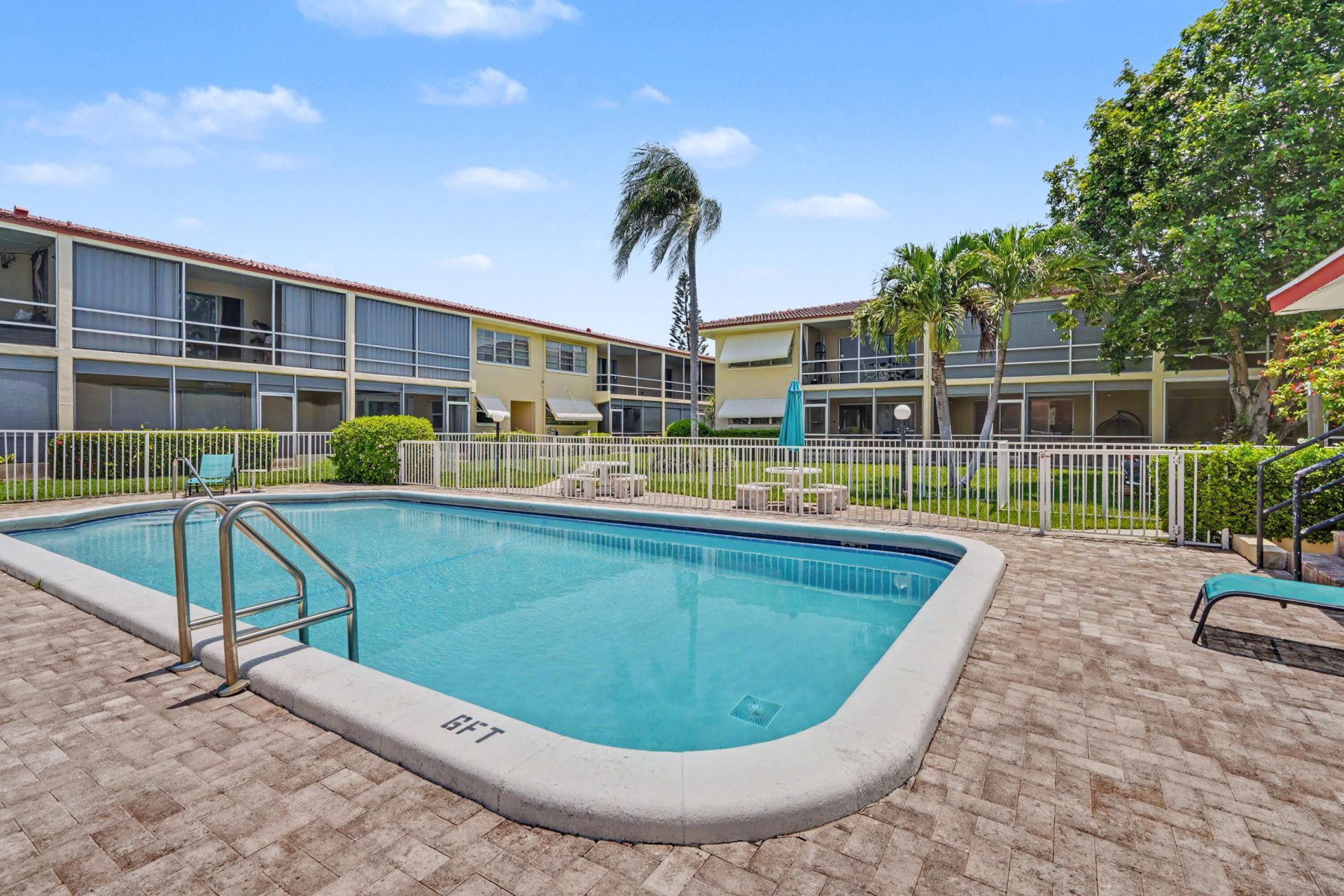 2202 NE 36th Street, Unit 17, Lighthouse Point, FL 33064 Photo