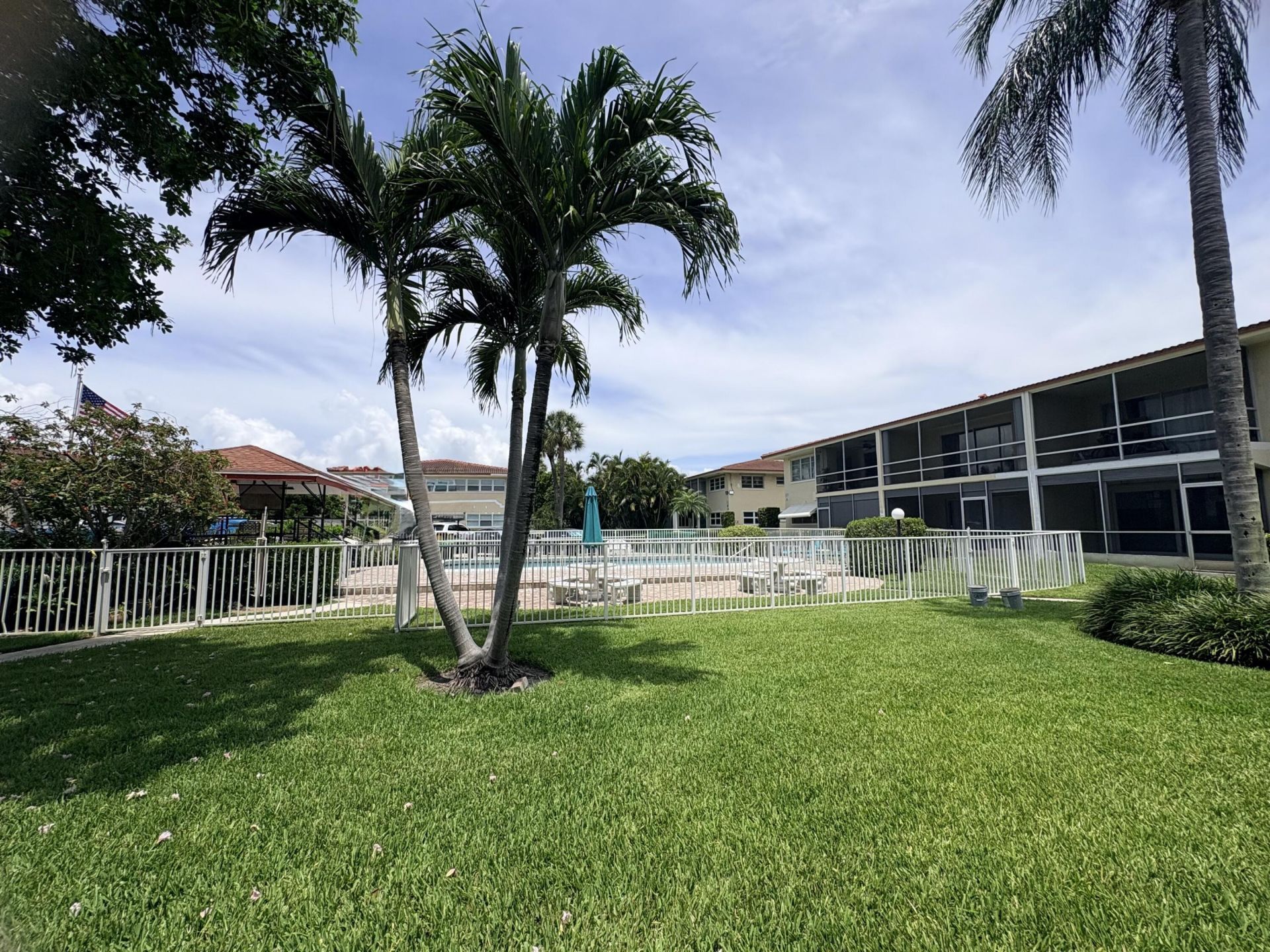 2202 NE 36th Street, Unit 17, Lighthouse Point, FL 33064 Photo
