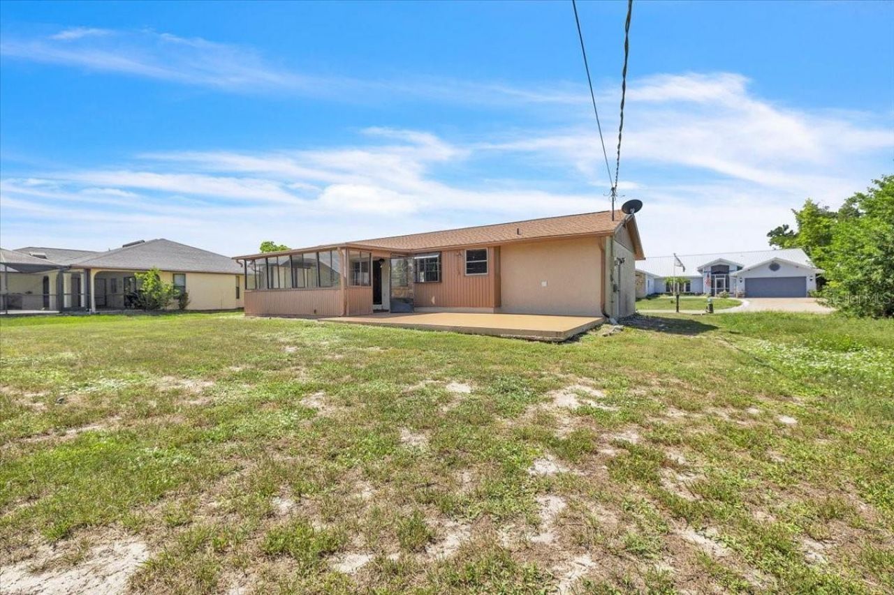 528 Magnolia Avenue Nw, Port Charlotte, FL 33952 Photo
