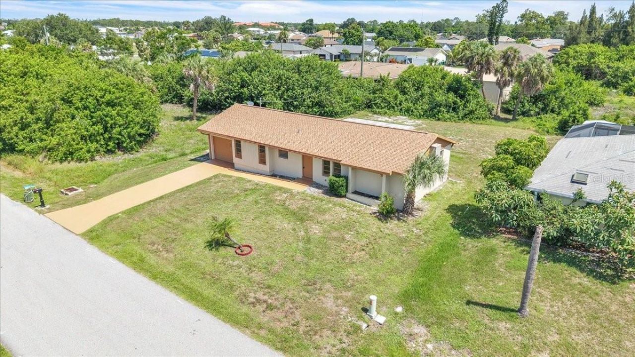 528 Magnolia Avenue Nw, Port Charlotte, FL 33952 Photo