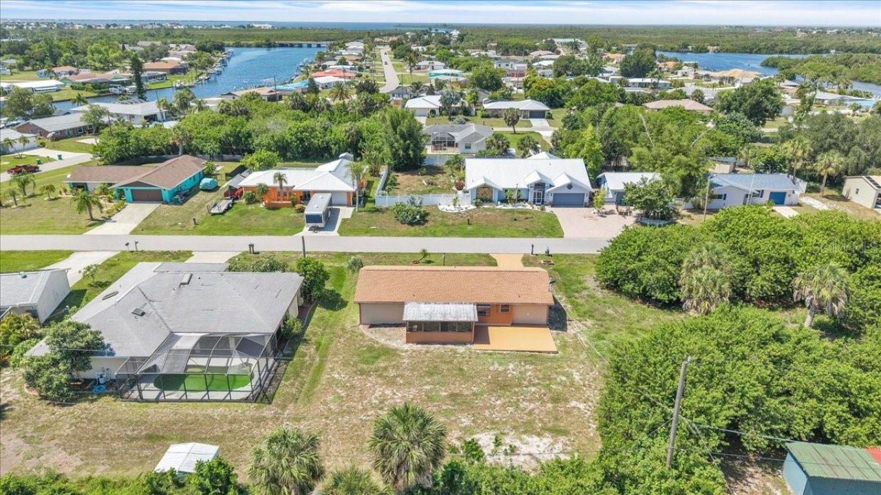 528 Magnolia Avenue Nw, Port Charlotte, FL 33952 Photo