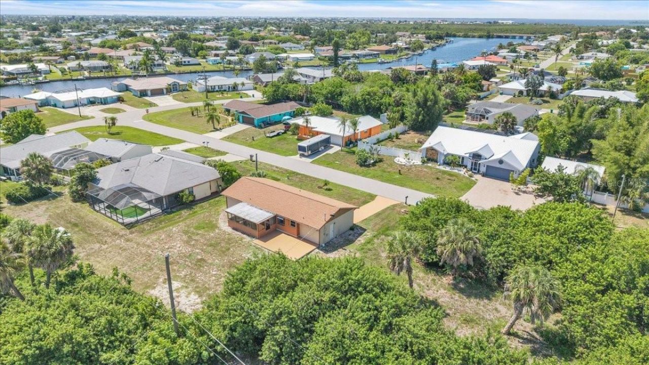 528 Magnolia Avenue Nw, Port Charlotte, FL 33952 Photo