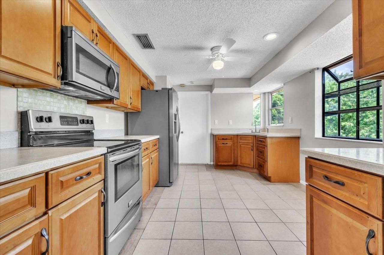 528 Magnolia Avenue Nw, Port Charlotte, FL 33952 Photo