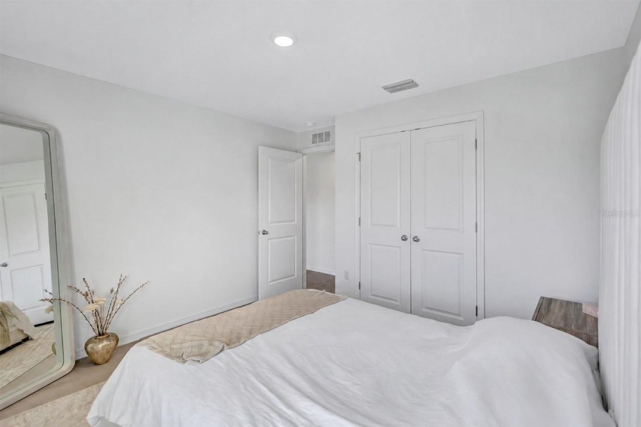 7601 Rosewood Garden Loop , Tampa, FL 33637 Photo