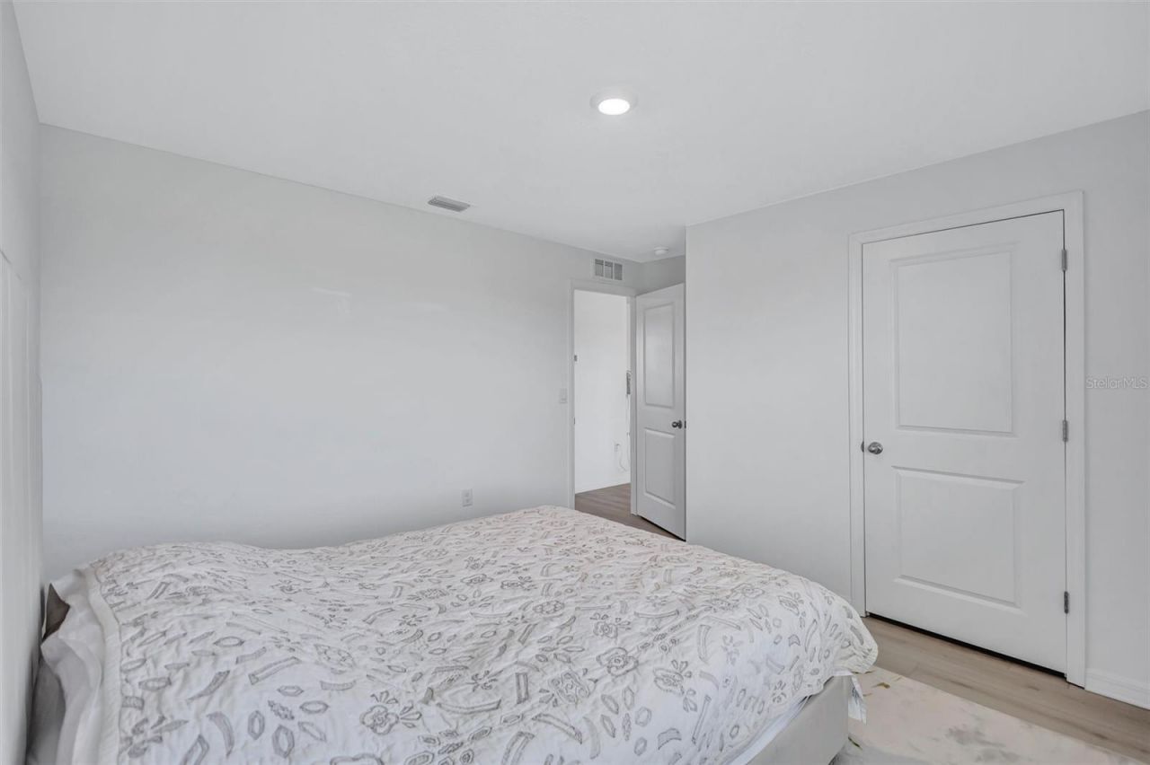 7601 Rosewood Garden Loop , Tampa, FL 33637 Photo