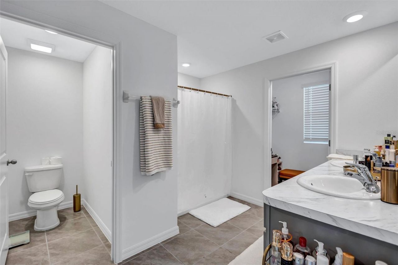 7601 Rosewood Garden Loop , Tampa, FL 33637 Photo