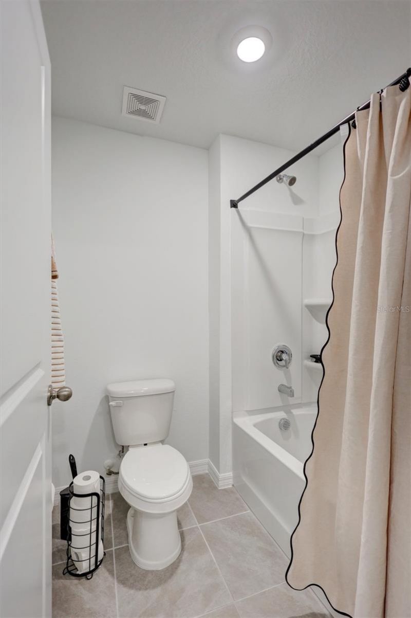 7601 Rosewood Garden Loop , Tampa, FL 33637 Photo