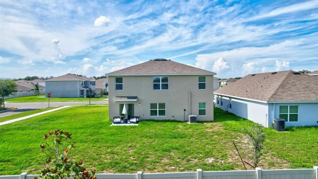 7601 Rosewood Garden Loop , Tampa, FL 33637 Photo