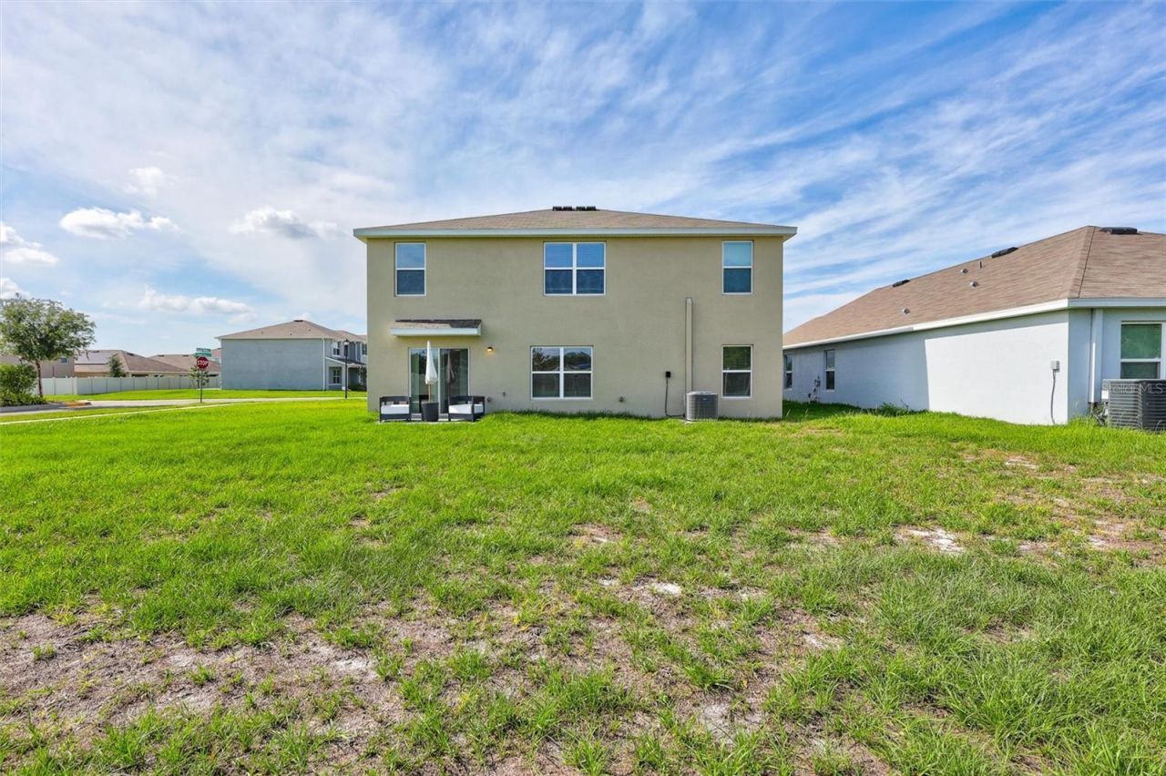 7601 Rosewood Garden Loop , Tampa, FL 33637 Photo