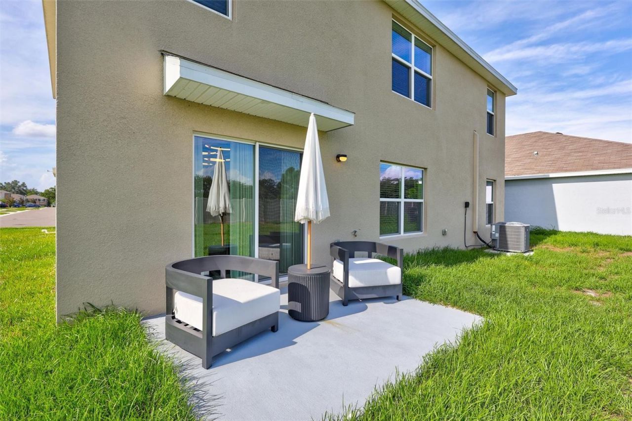 7601 Rosewood Garden Loop , Tampa, FL 33637 Photo