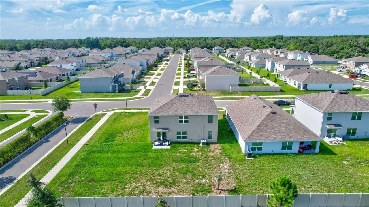 7601 Rosewood Garden Loop , Tampa, FL 33637 Photo