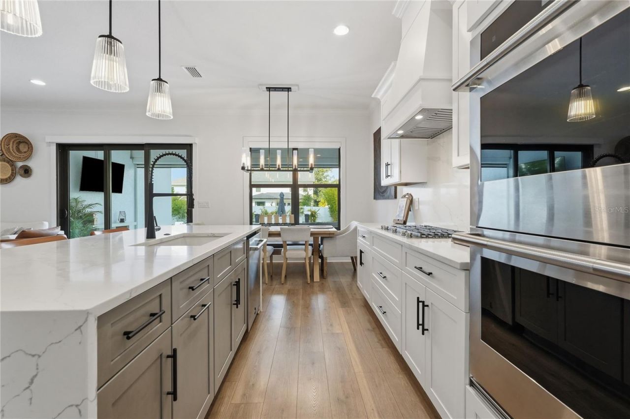 4208 N Clearfield Avenue, Tampa, FL 33603 Photo