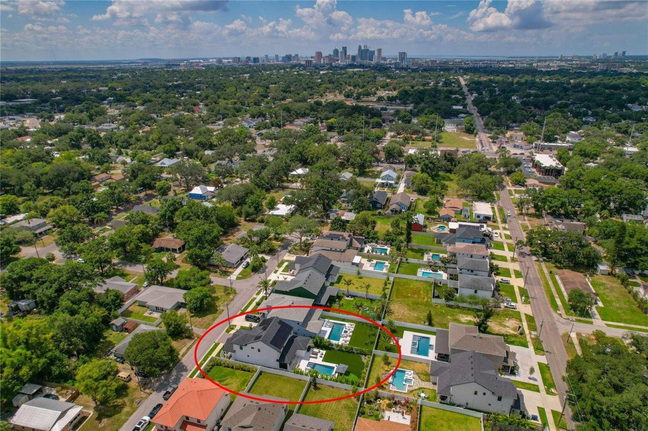 4208 N Clearfield Avenue, Tampa, FL 33603 Photo