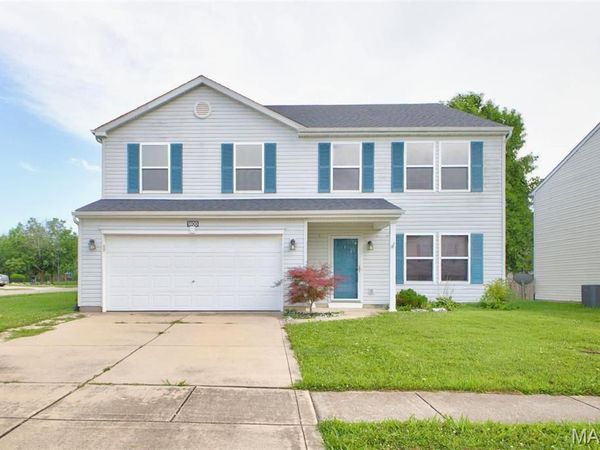 1400 Royal Forest Drive, Mascoutah, IL 62258
