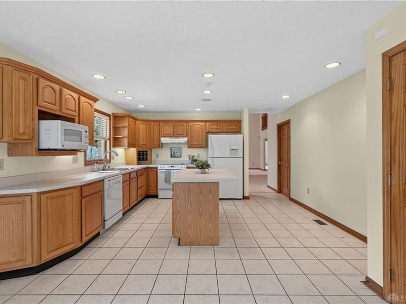 333 Echo Valley Drive, Vandalia, OH 45377 Photo 12
