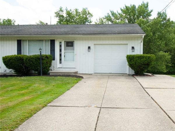 9862 Fair Road , Strongsville, OH 44149